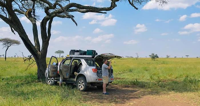4x4 camping Tanzania - serengeti National Park