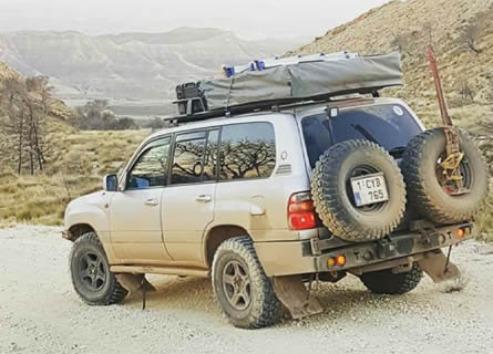 Budget rooftop tent 4x4 rentals in Tanzania. Sleep safely above the wild while self-driving through national parks. Single, double & family tents available.