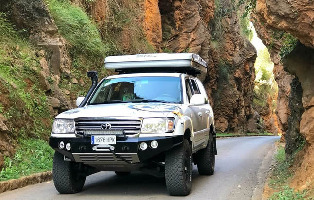Explore self-drive tours in East Africa, featuring destinations in Kenya, Uganda, and Rwanda. For those seeking adventure, we offer excellent deals on road trips across East Africa, allowing you to opt for either a round trip or a one-way self-drive journey. Our prices are quite reasonable, and we provide dependable 4×4 vehicles for these trips.